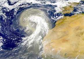 Nube de polvo procente del desierto del Sahara en noviembre de 1998. / Wikipedia