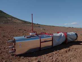 En la imagen, el túnel de viento diseñado por investigadores de la Universidad de Almería en las pruebas que se han hecho en campo
