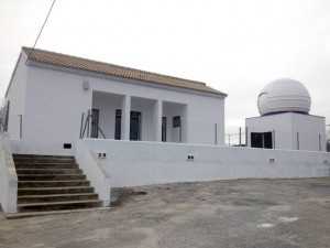 Exterior del Observatorio Andaluz de Astronomía (OAA).