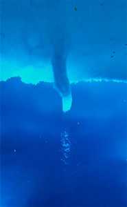 Tubo de hielo marino formado en la isla de Ross, Antártica *