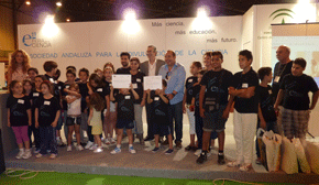 Estudiantes del CEIP Ángeles Martín Mateo, de Alcalá de Guadaira, Sevilla, ganadores de la categoría de primaria