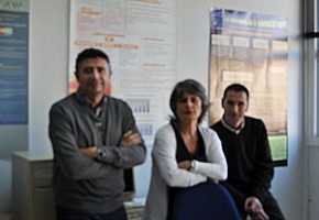 En la imagen, la doctora Mayte Echezarreta, responsable del OEG, junto a los doctores Ángel Rodríguez (izq.) y Rafael Durán (der.)./ Uciencia