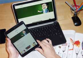 Pictogram cuenta con dos soportes. El paciente interactúa con una tableta conectada vía web a un panel de control al que acceden padres y cuidadores desde su ordenador. 