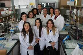 Investigadores del Departamento de Química Analítica de la Universidad de Sevilla